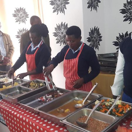 Kigezi Gardens Inn Kabale Zewnętrze zdjęcie