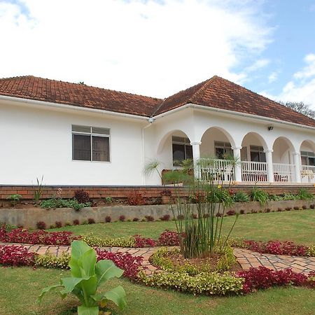 Kigezi Gardens Inn Kabale Zewnętrze zdjęcie