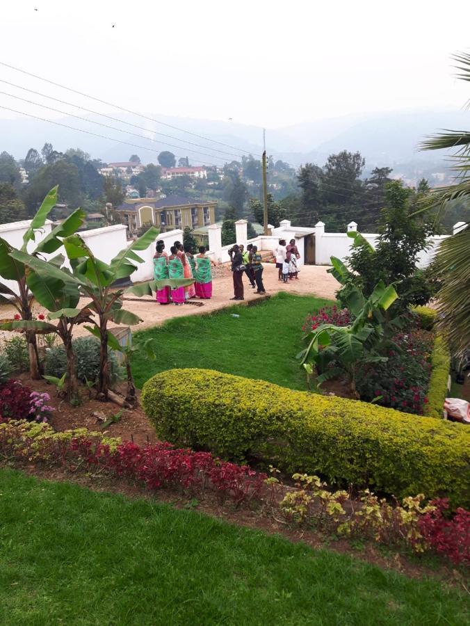 Kigezi Gardens Inn Kabale Zewnętrze zdjęcie