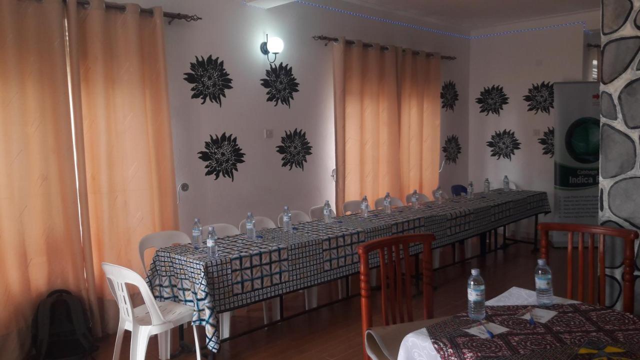 Kigezi Gardens Inn Kabale Zewnętrze zdjęcie