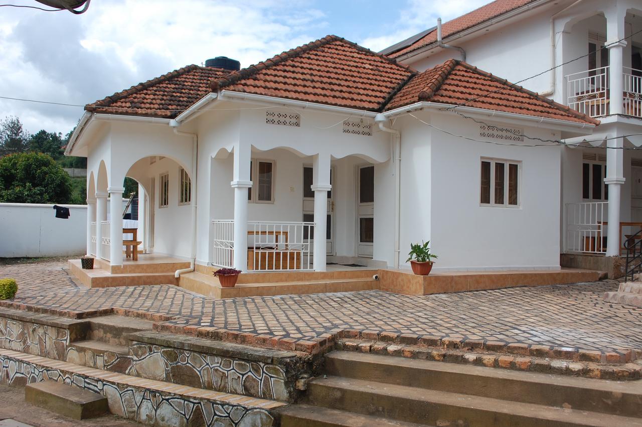 Kigezi Gardens Inn Kabale Zewnętrze zdjęcie