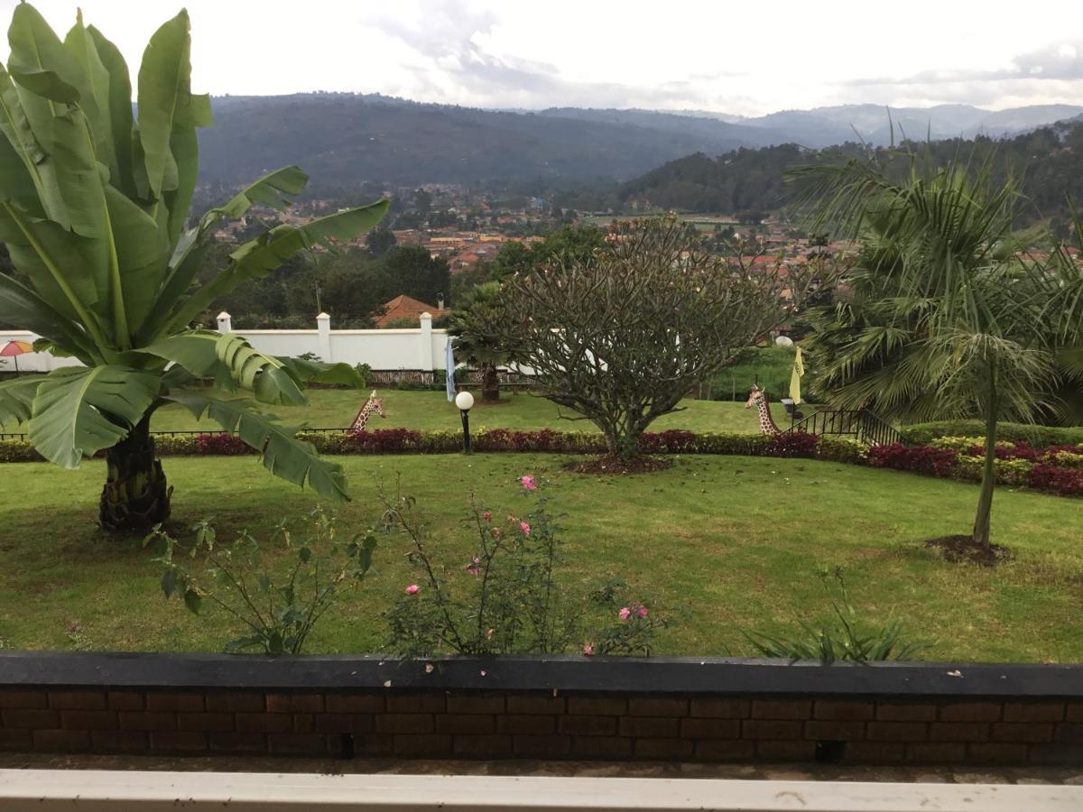 Kigezi Gardens Inn Kabale Zewnętrze zdjęcie